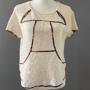 BCBC Maxazari cream lace blouse
